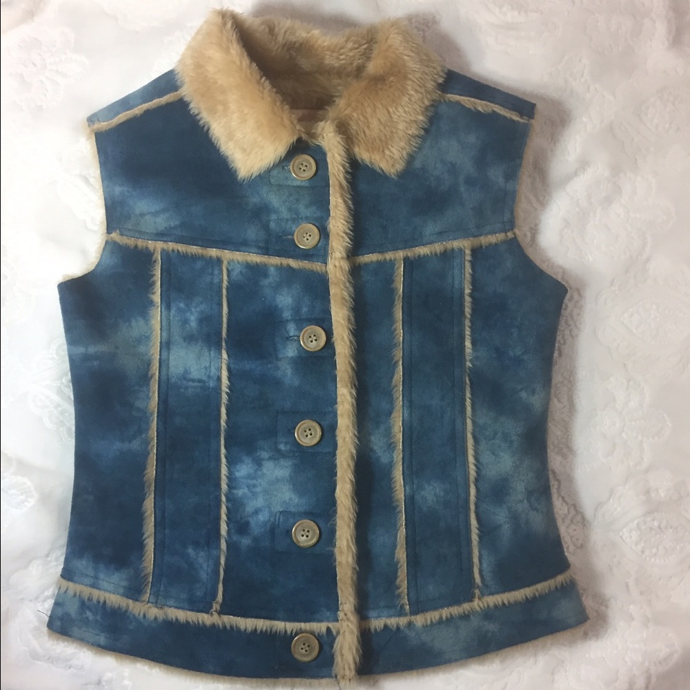 Forever 21 Faux Fur/Suede Vest